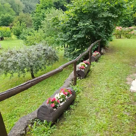 別荘 Casa Vacanze Alloro